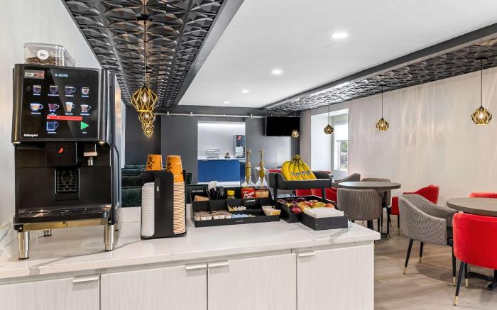Best Western Buffalo Inn & Suites