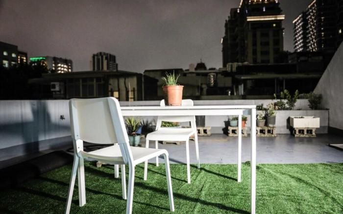 Modern/kitchen&balcon&patio/MRT 5min
