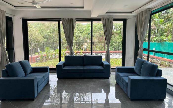 West Valley Villa, Casa Raywood