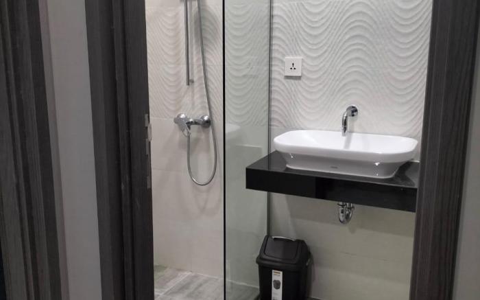 Great Deal Apartemen Grand Jati Junction unit 1811