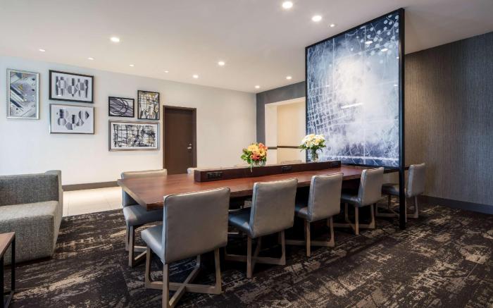 Hyatt Place Delano