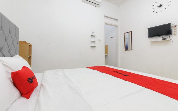 RedDoorz Syariah near UBL Lampung