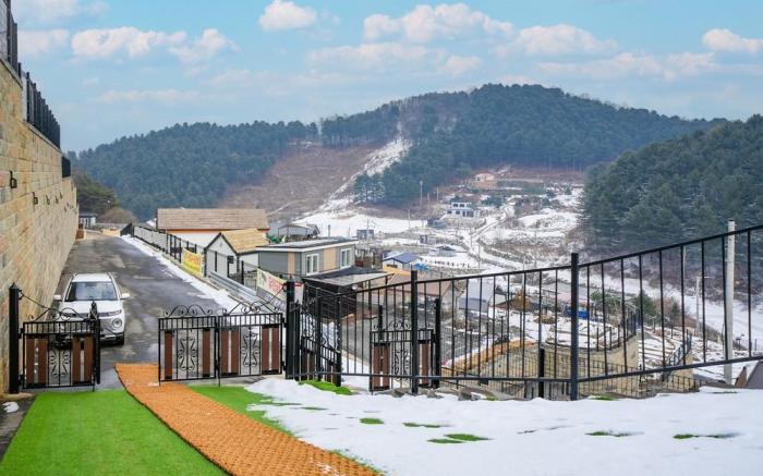 Gapyeong Mom Stay Private Pool Villa