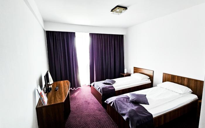 HOTEL EDEN