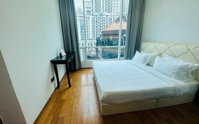 LUXURY APARTMENT WITH KLCC VIEW 