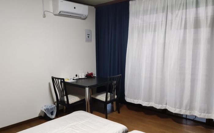 C Traditional House Japanese and Western Rooms Plus All-You-Can-Drink Sake