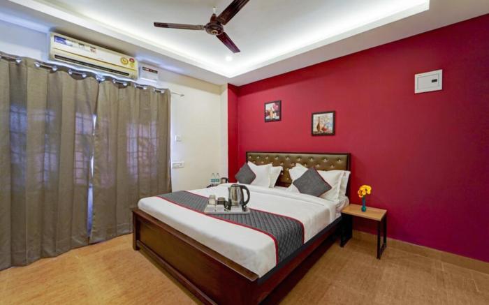 REDFOX HOTEL - NEAR US BIOMETRIC
