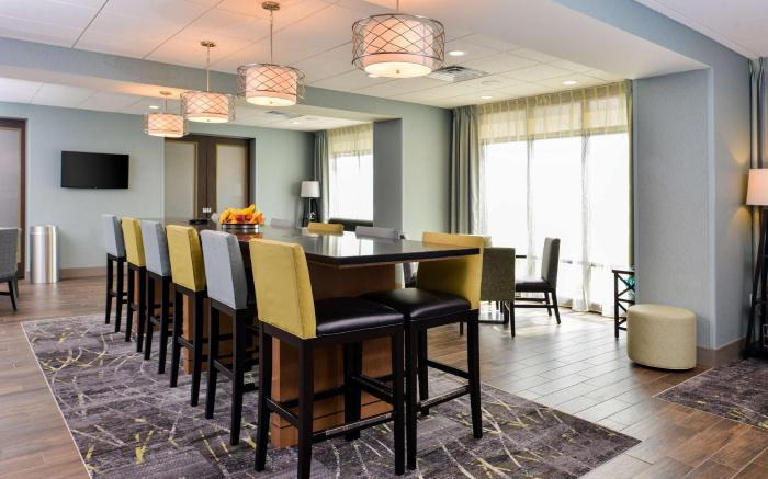 Hampton Inn Omaha Airport