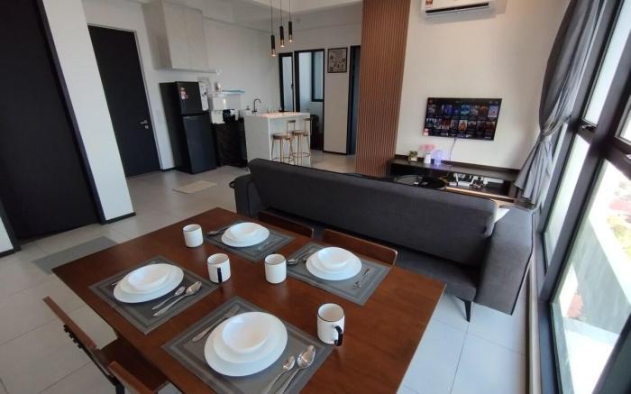 UrbanSuites#COWAY+Dryer+Wi-Fi+TVBox+POOL_3B2B_8pax