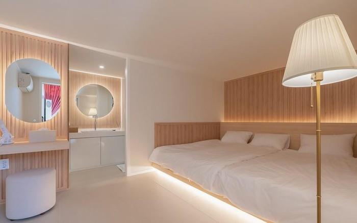 Luxury Glamping Lapine