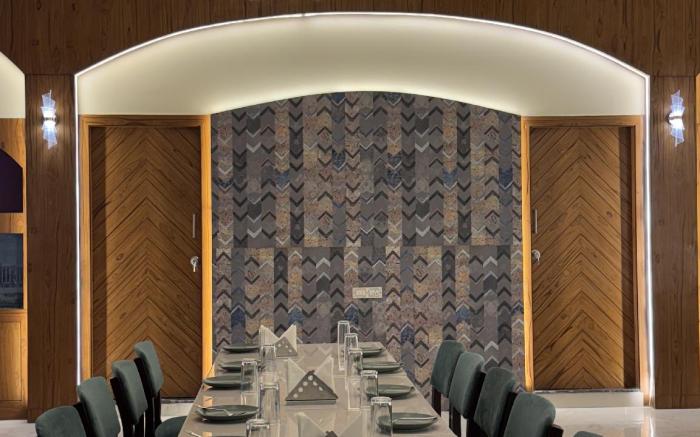 Hotel Opal Courtyard