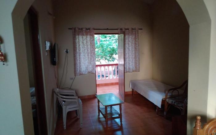 1 bhk ff wi-fi, inverter, parking nr Baga Beach