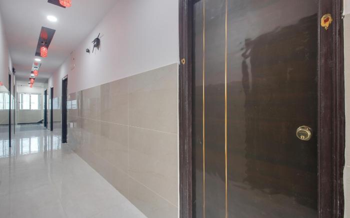Collection O SIRI GRAND INN