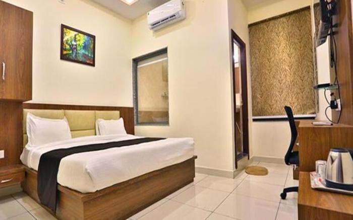 FabHotel Prime Shree Dev Prime