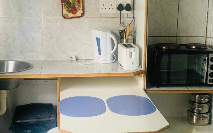 Busa House - Self catering guest house.