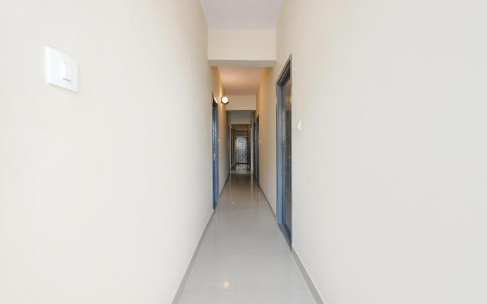 FabHotel La Palma Suites - Nr. RMZ Eco world