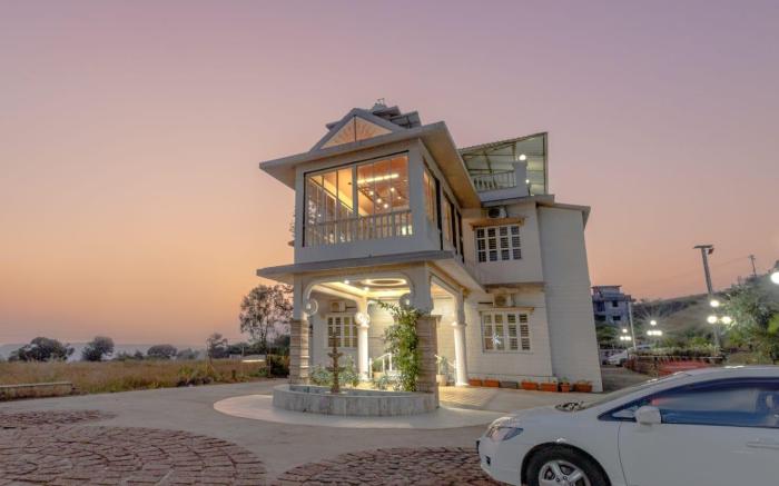 Silver Galaxy Resort