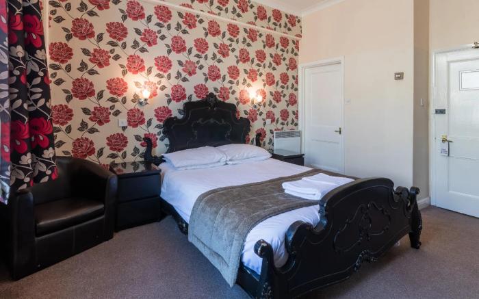 The George Hotel