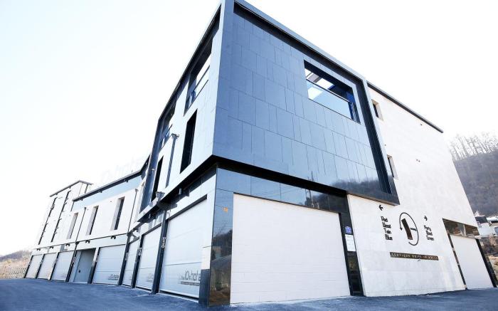 Chungju the October (Drive in Hotel)