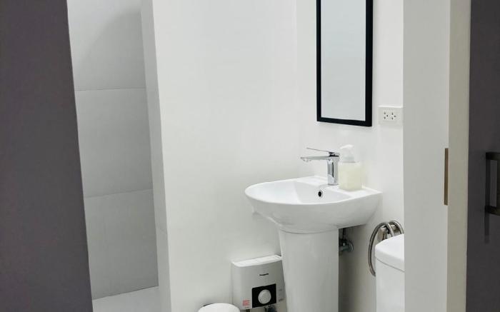 Cayco House by Hotel Durban Poblacion Makati