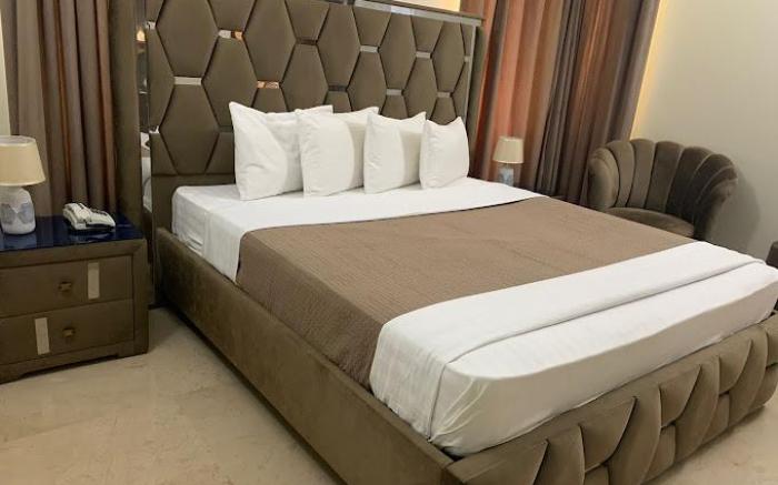 Luxury Moon Guest House