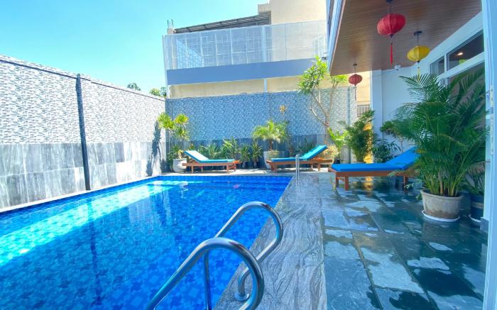 White House Central Villa