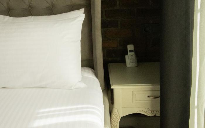 Louis Rooms