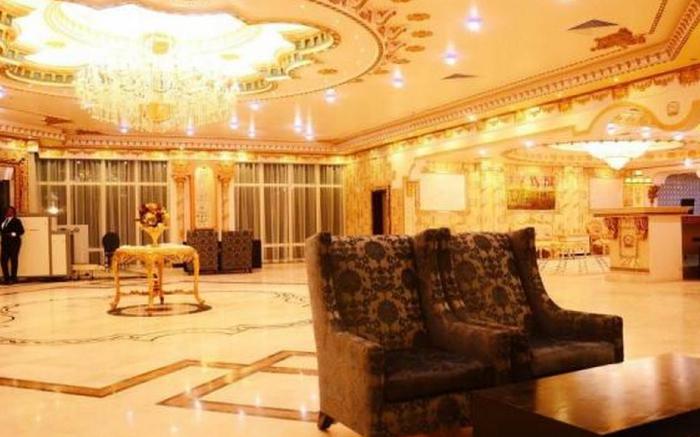 Sandralia Hotel