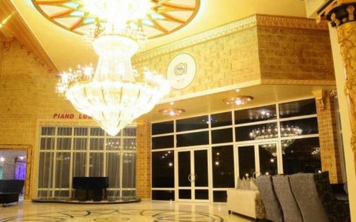 Sandralia Hotel