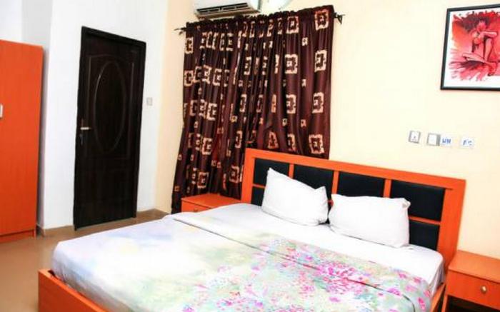 Western Dreams Hotel