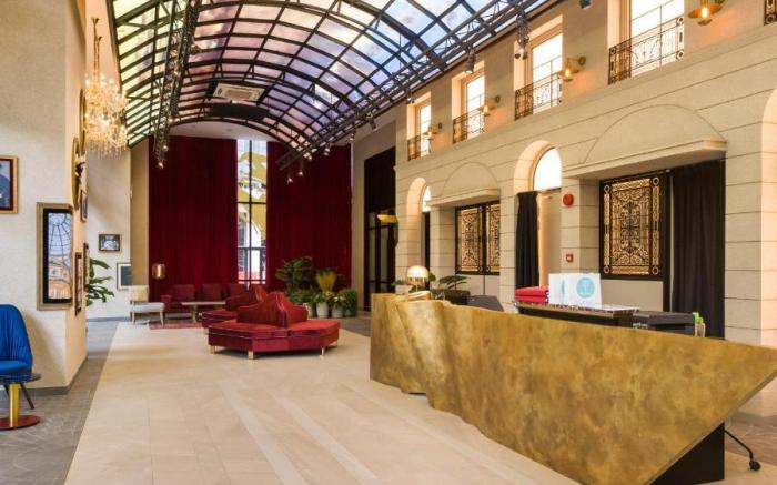 Scarletz Suites KLCC Twin Tower by Purple Orchid