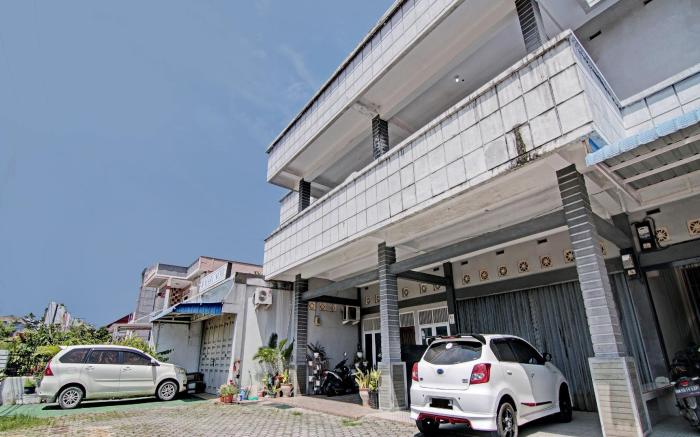 OYO 93325 Bagus Jaya Syariah