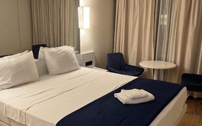orbi city aparthotel