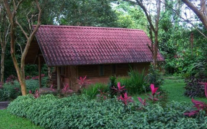 Arenal Oasis Eco Lodge & Wildlife Refuge