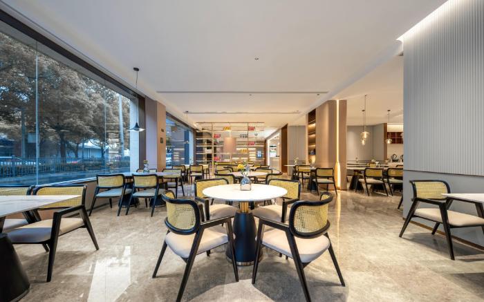 Atour Hotel Shanghai Hongqiao Xinzhuang Business District