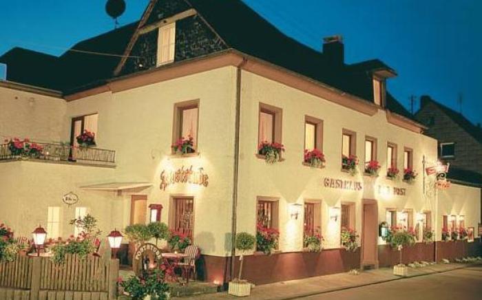 Hotel zur Post - Burg an der Mosel