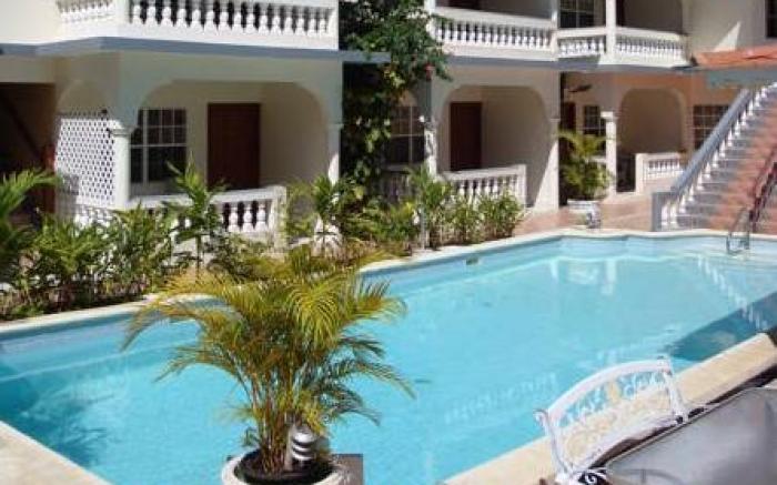 Rayon Hotel
