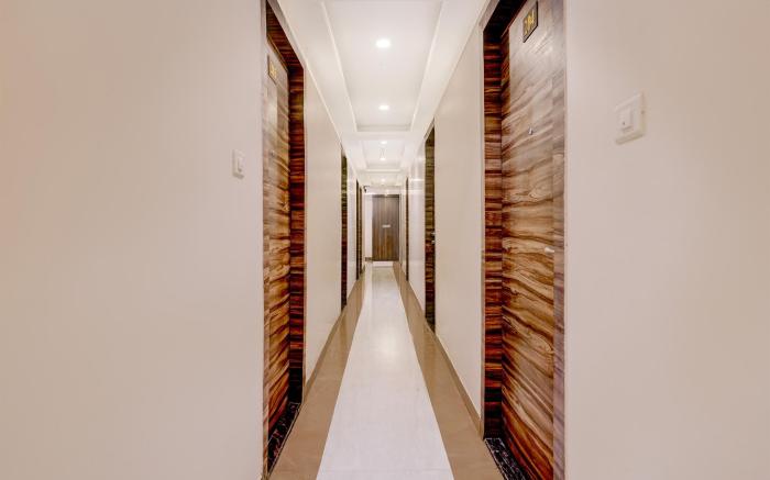 Super Collection O Crawford Market Formerly Al Ibrahim Hotel