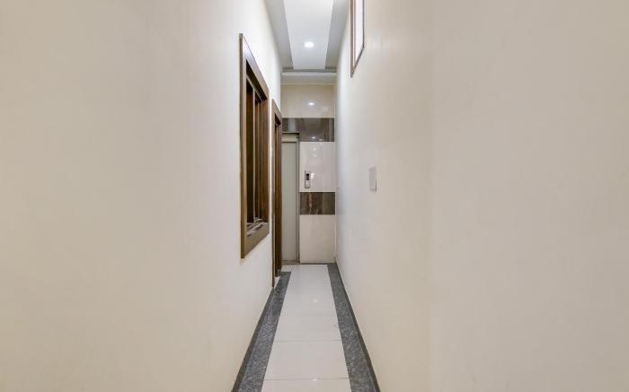 Hotel O Raj Residency Mohali Phase 2