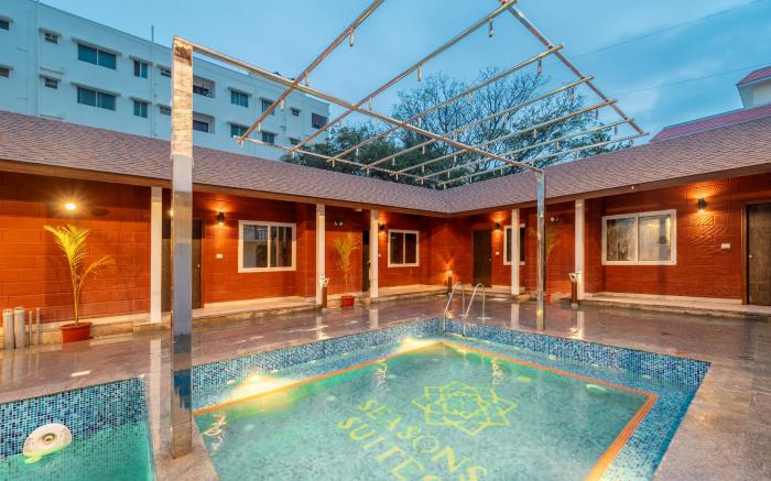 Seasons Suites - HBR