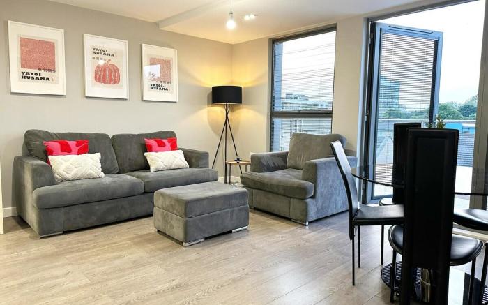 Modern 3Bed Flat in Shoreditch w/ Private Terrace