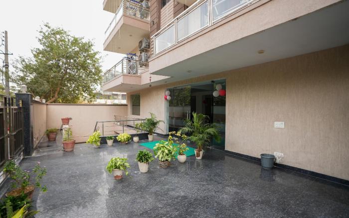 Daffodils Serviced Apartment