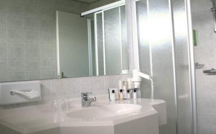 Hotel Sportsbar & Brasserie Dorhout Mees