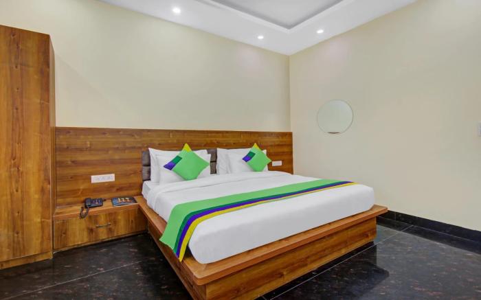 Hotel The Eden Expressway