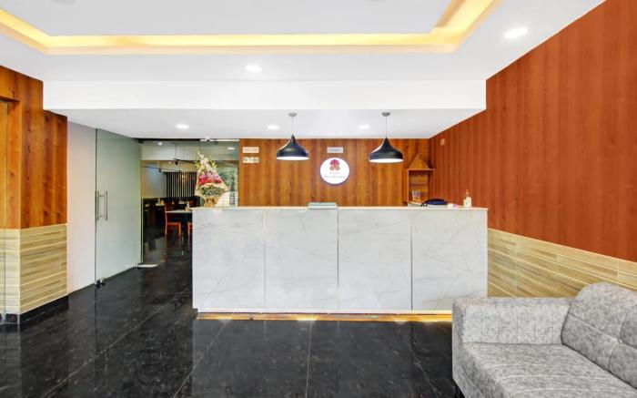 Hotel The Eden Expressway
