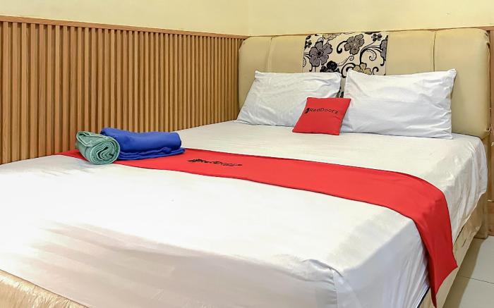 RedDoorz near Wisma Cahaya Abadi Sepinggan Airport Balikpapan
