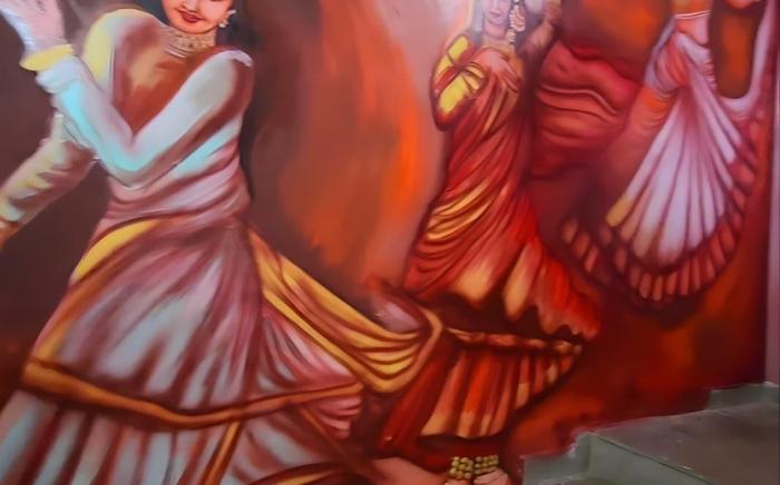 THE  KASHI PALACE INN