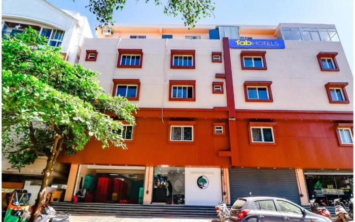 Hotel Banyan Tree