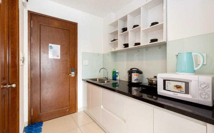 Skycenter Near Tan Son Nhat Airport -Cherry Le