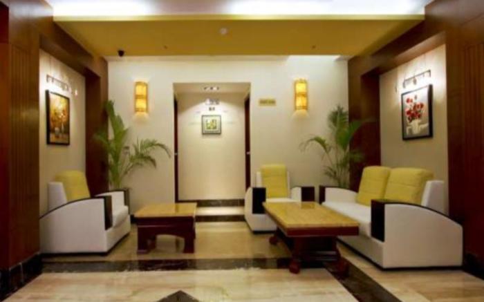 Hotel Gargee Grand